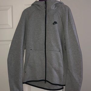 Men’s Nike Tech Hoodie Small
